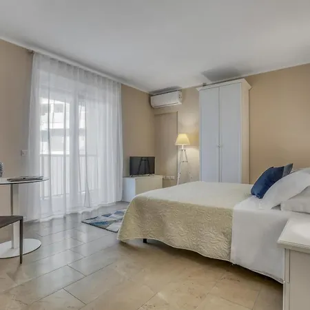 Asso Ospedale Apartmanhotel 3*