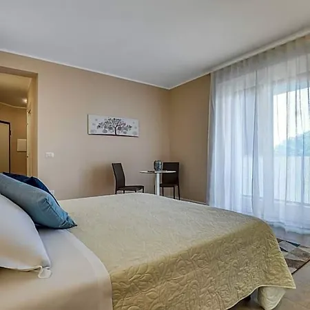 Asso Ospedale Apartmanhotel