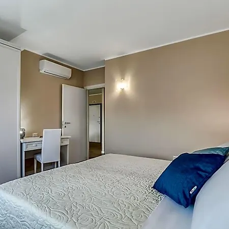 Asso Ospedale Apartmanhotel