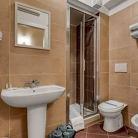 Asso Ospedale Apartmanhotel Terni